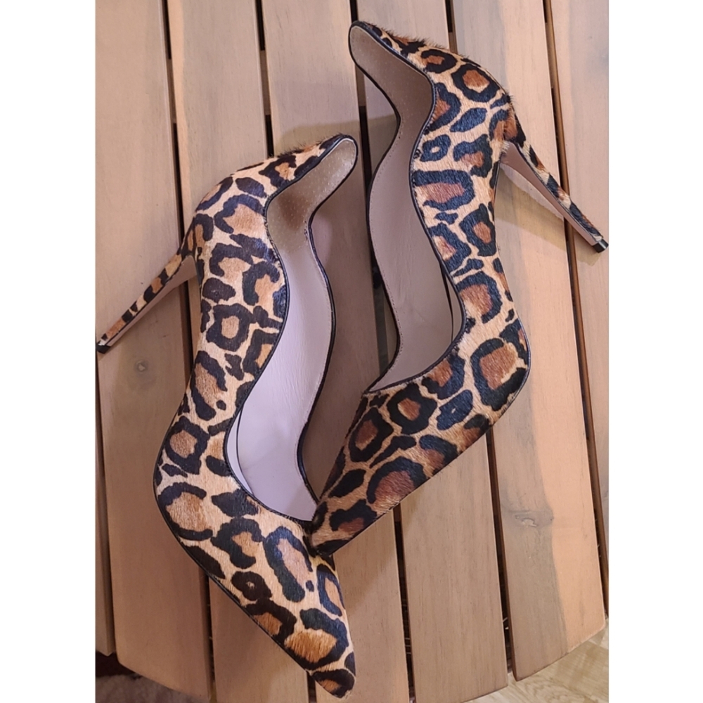 🆕️James Chan Anika 3 Camel Calf Hair Curved Pump Size US 10 Baddie